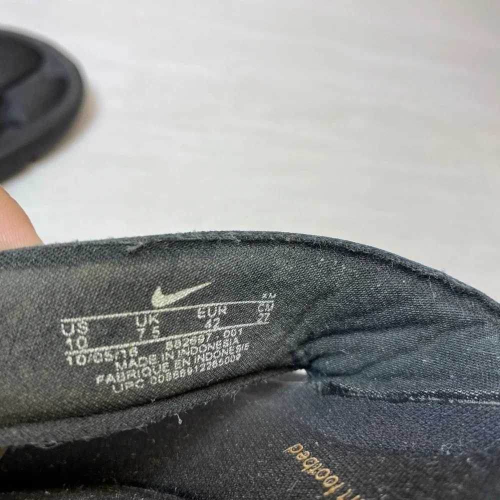 Nike Womens Sz 10 Comfort Footbed Flip Flops Thong Sandals Black 882697-001 Foam